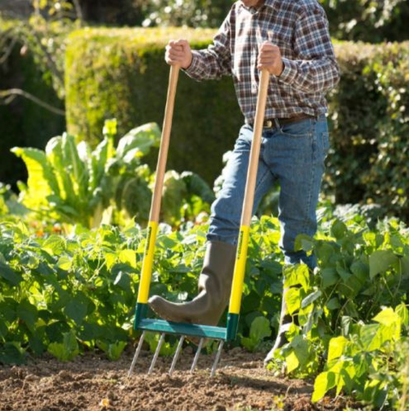 La Biogrif' 5 dents naturOvert® Leborgne pour préparer le sol sans le retourner