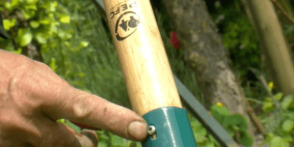 Entretien et remplacement des manches d’outils de jardin