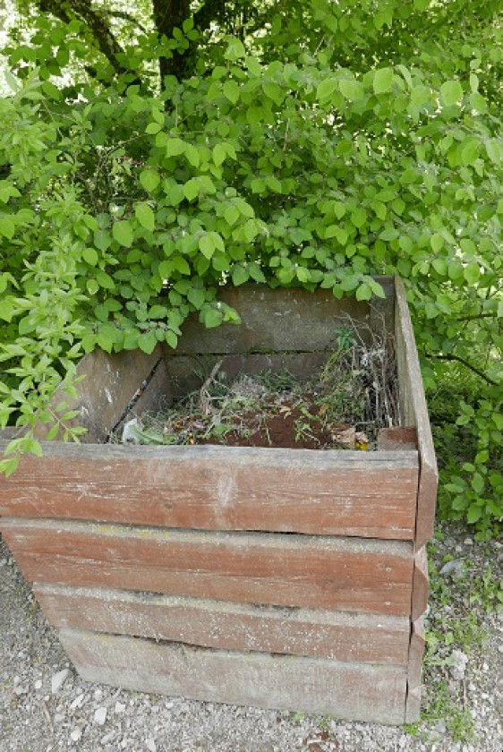 Comment fabriquer un silo à compost ? - Terre Vivante