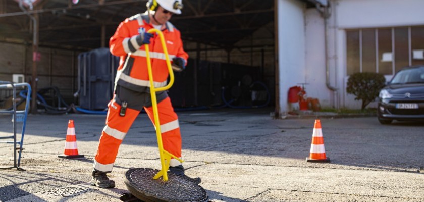 La gaffe manche télescopique Nanovib®, l’outil sécurité des opérations de levage
